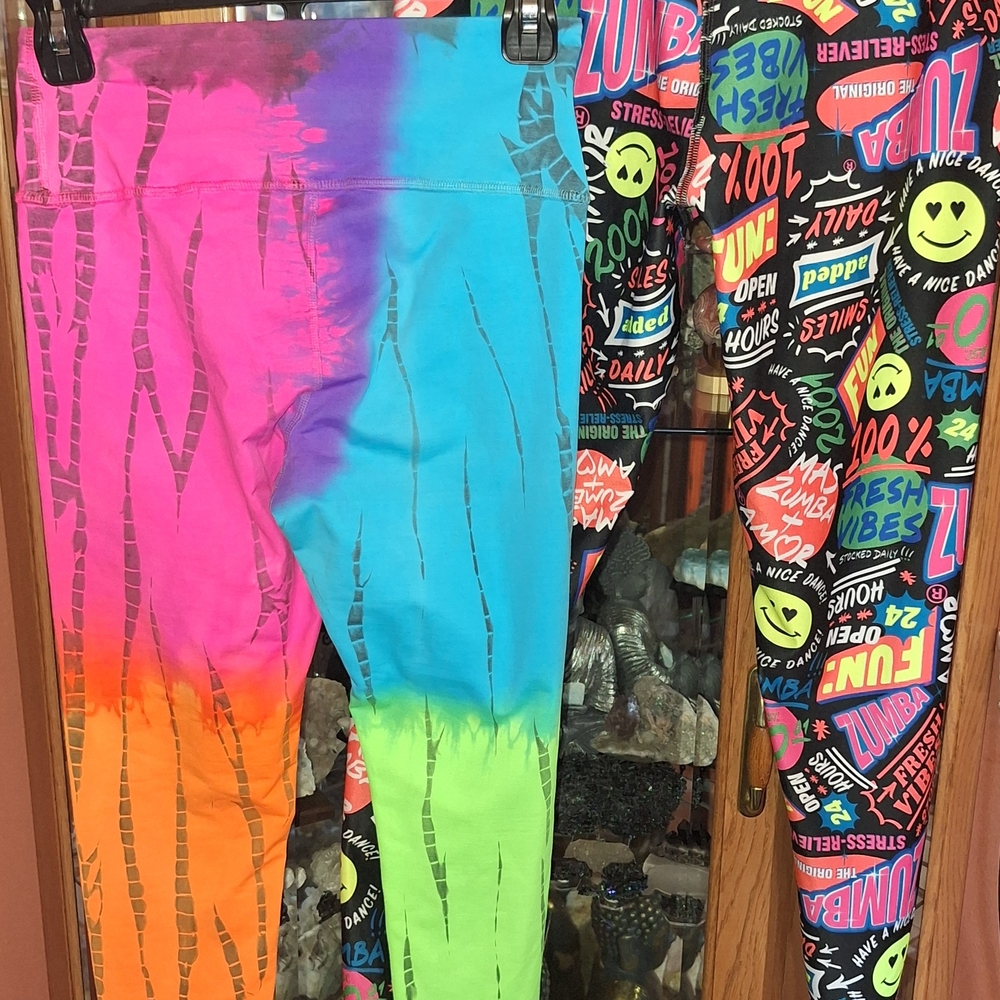 Zumba Fitness Kids Neon Graphic Leggings - Pink, Orange, Blue, Green - Picture 7 of 16